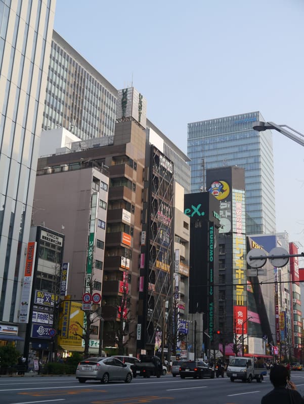 秋葉原