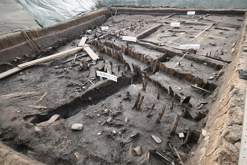 Aoya-Kamijichi — the Yayoi village of the preserved brains (青谷上寺地遺跡)