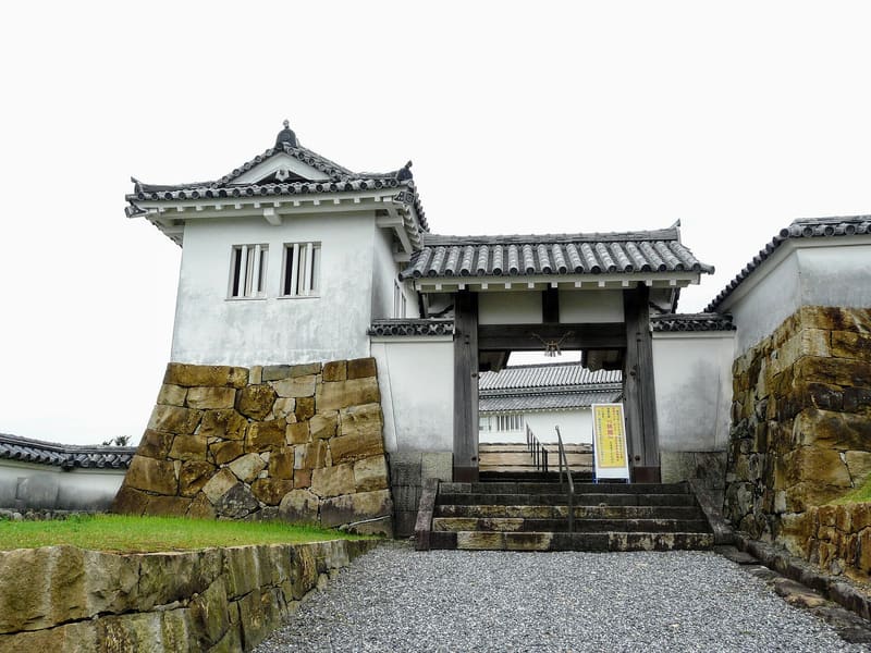 Ruins of Tomioka Castle (富岡城跡)