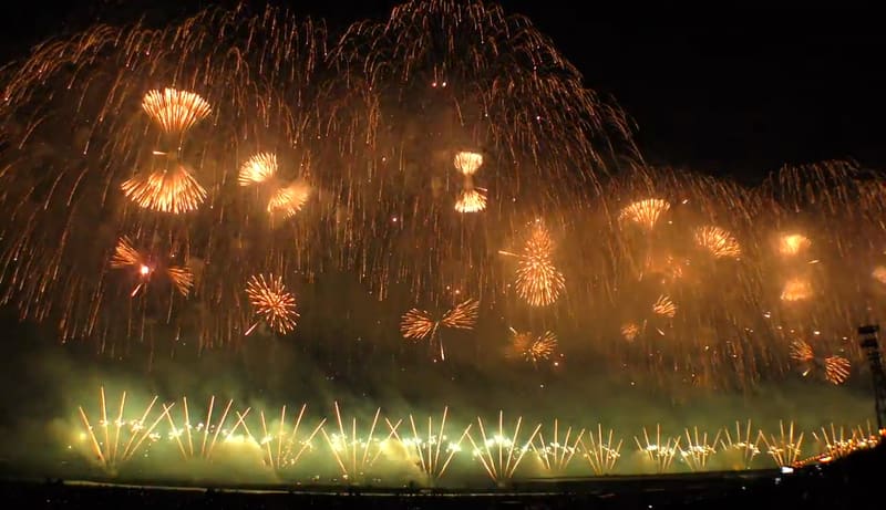 長岡祭大煙火大會（長岡まつり大花火大会）