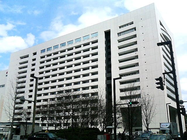 福岡市役所前ふれあい広場