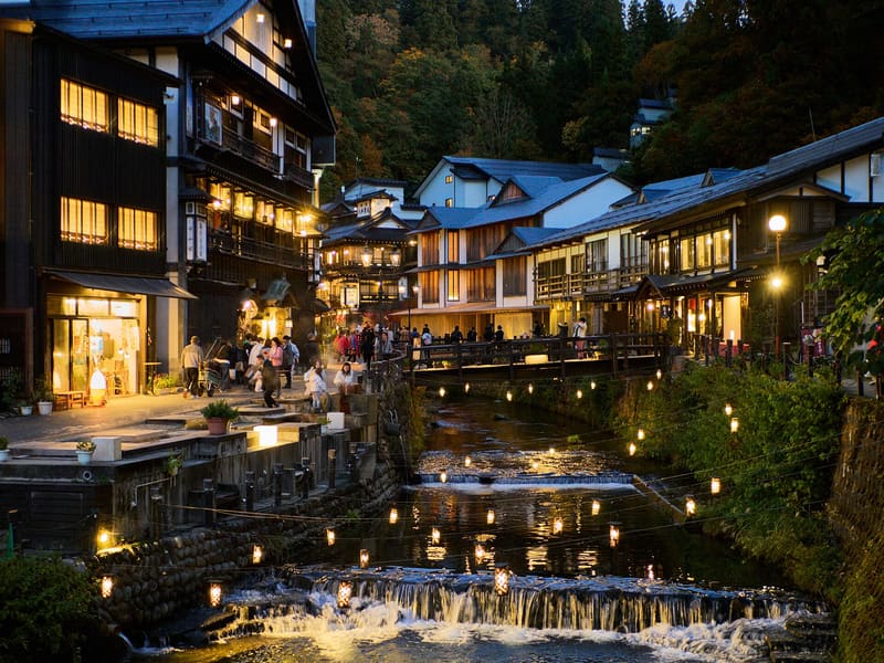 銀山溫泉