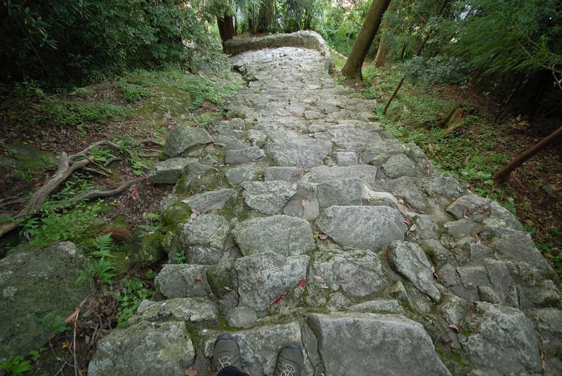 神倉神社，神聖的 Gotobiki 岩所在的神社