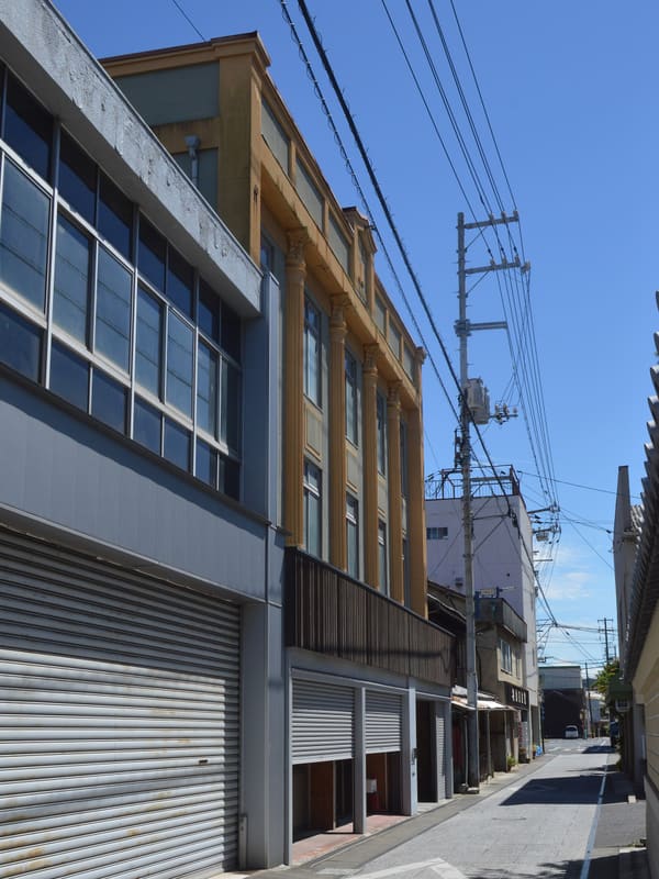 Kojima Jeans Street