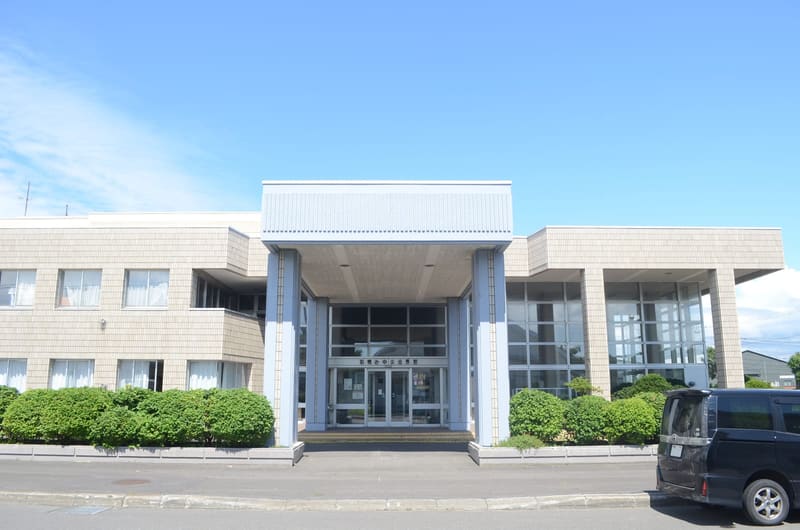 Centro civico di Haboro (羽幌町立中央公民館)
