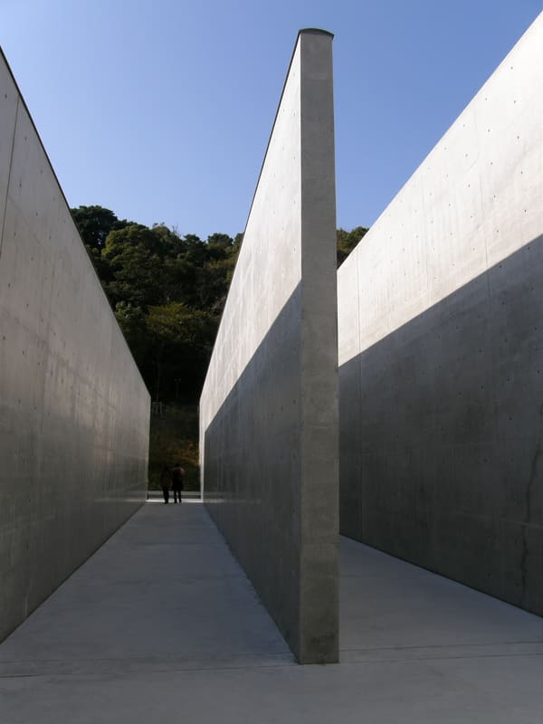 李禹煥美術館