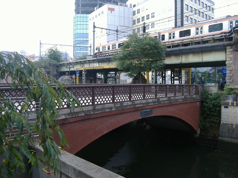 Ponte Shoheibashi (昌平橋)
