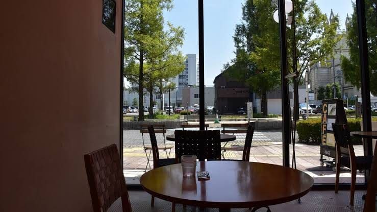 LOLO Cafe