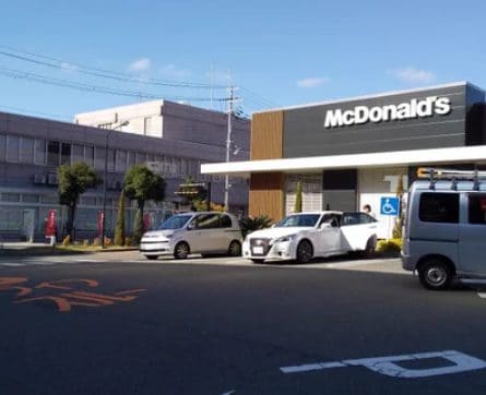 麥當勞 2 號線須磨店（マクドナルド2号線須磨店）