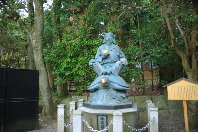 元伊勢籠神社