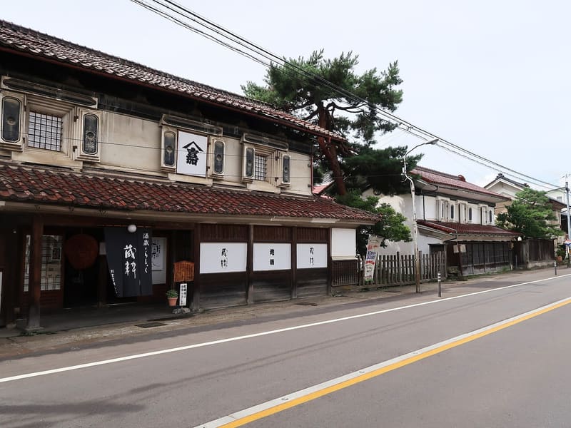 Odazuki Storehouse District