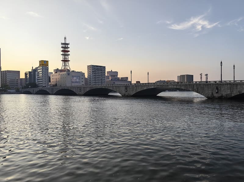 萬代橋