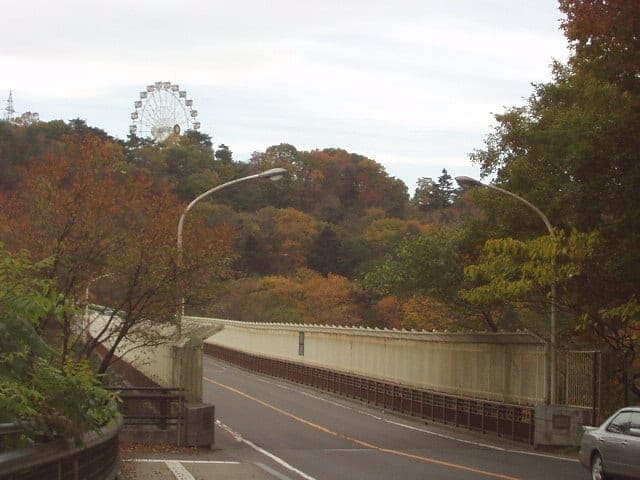 八木山橋
