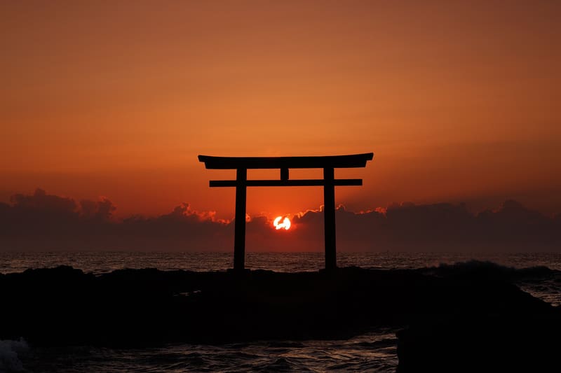 大洗磯前神社・神磯の鳥居
