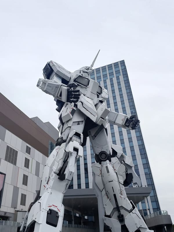 Gundam RX-0 Unicorn Statue