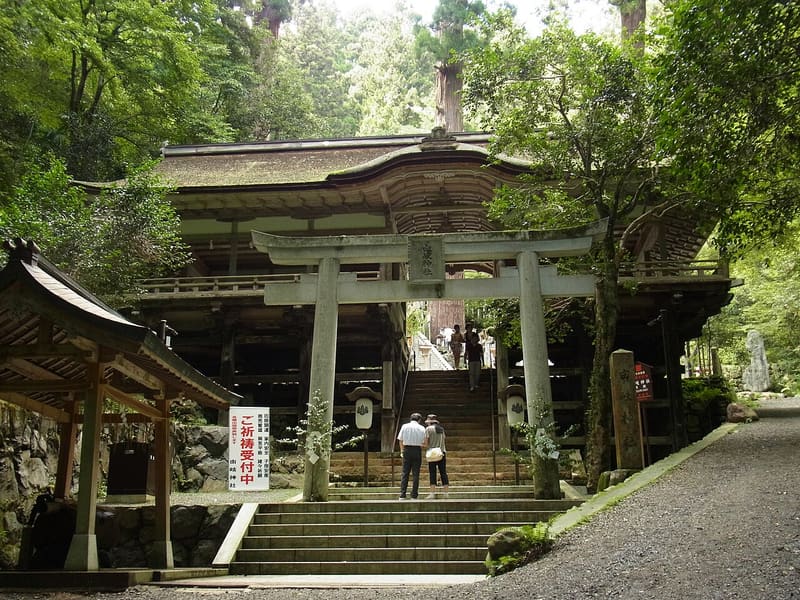 由岐神社(鞍馬の火祭)